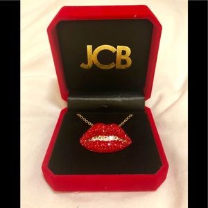 JCB KISS necklace